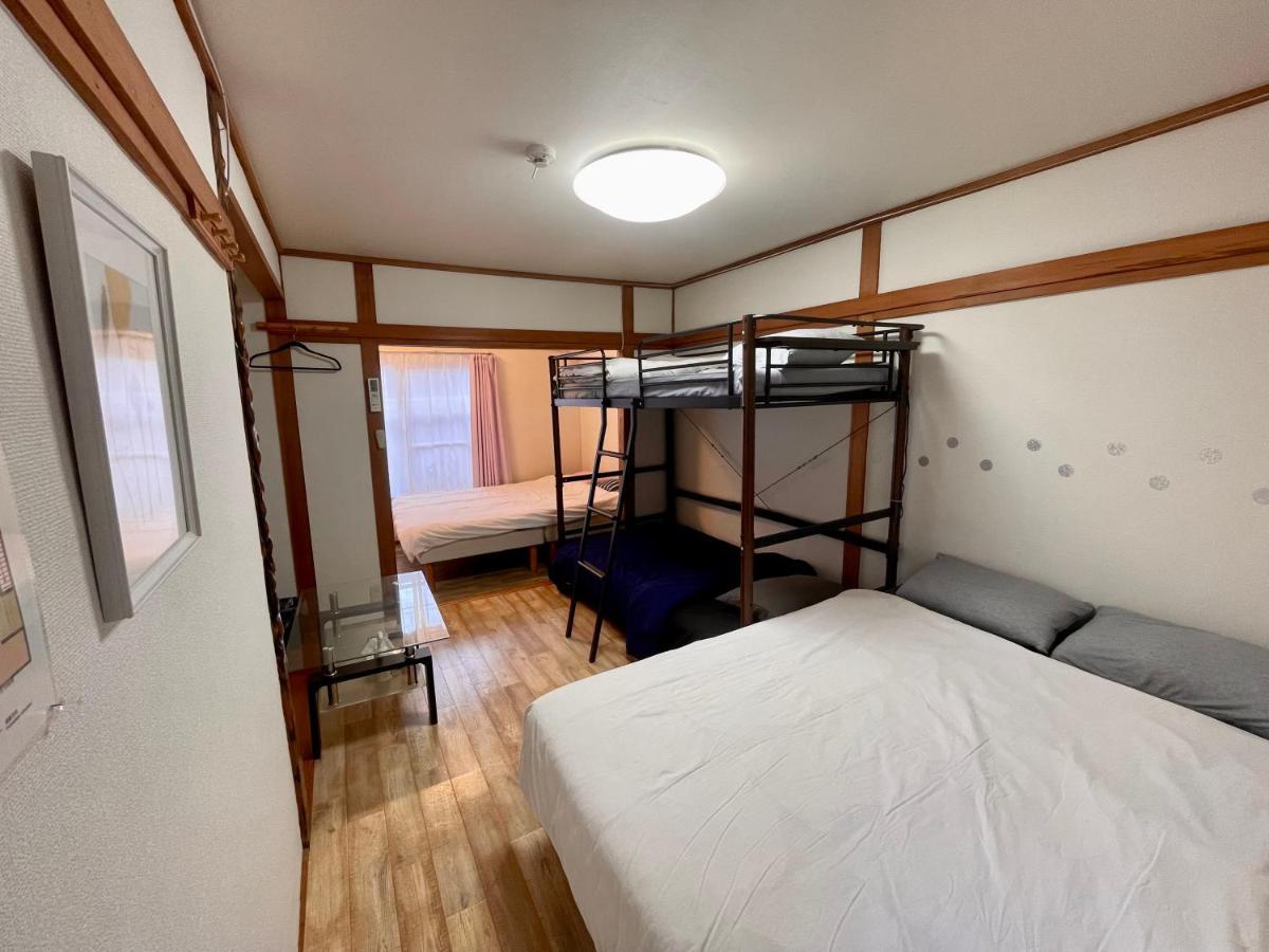 Sunhome コリアタウン近く 一軒家貸切り 今里 Osaka Buitenkant foto
